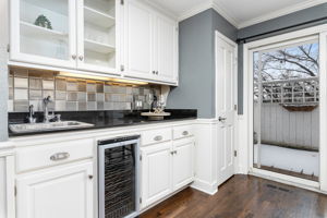 1107 W 47th St b, Kansas City, MO 64112, USA Photo 11