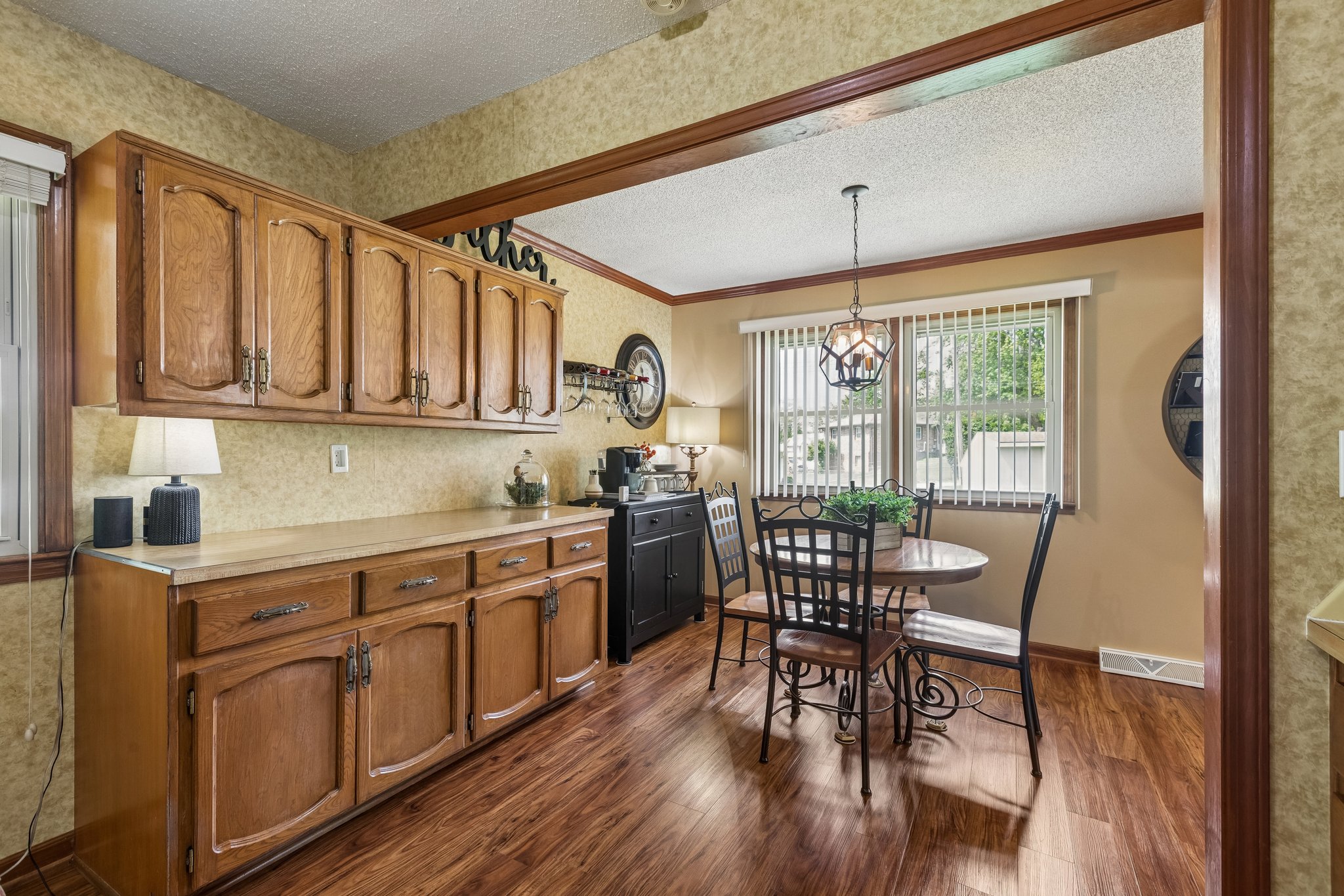 8726 - 1105 Williams St_013.jpg