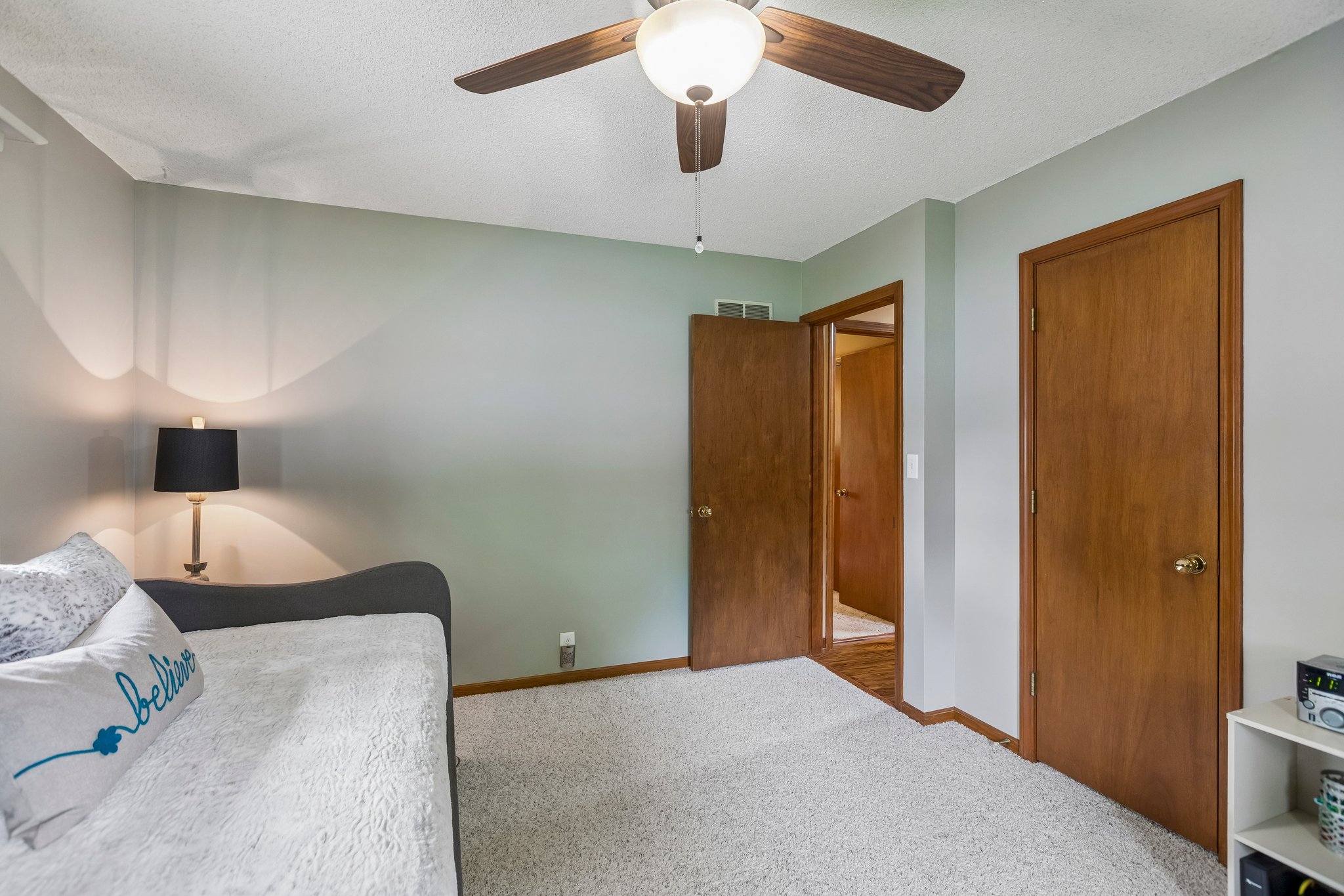 8726 - 1105 Williams St_020.jpg