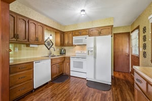 8726 - 1105 Williams St_011.jpg