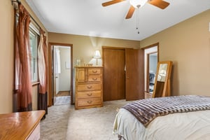 8726 - 1105 Williams St_015.jpg