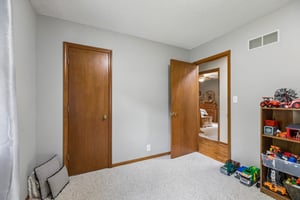 8726 - 1105 Williams St_018.jpg