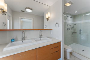 Bathroom 3 - JMC02531