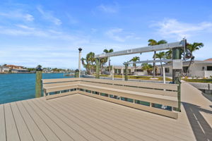 Dock - JMC02637