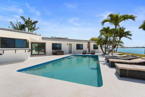 Pool - JMC02576