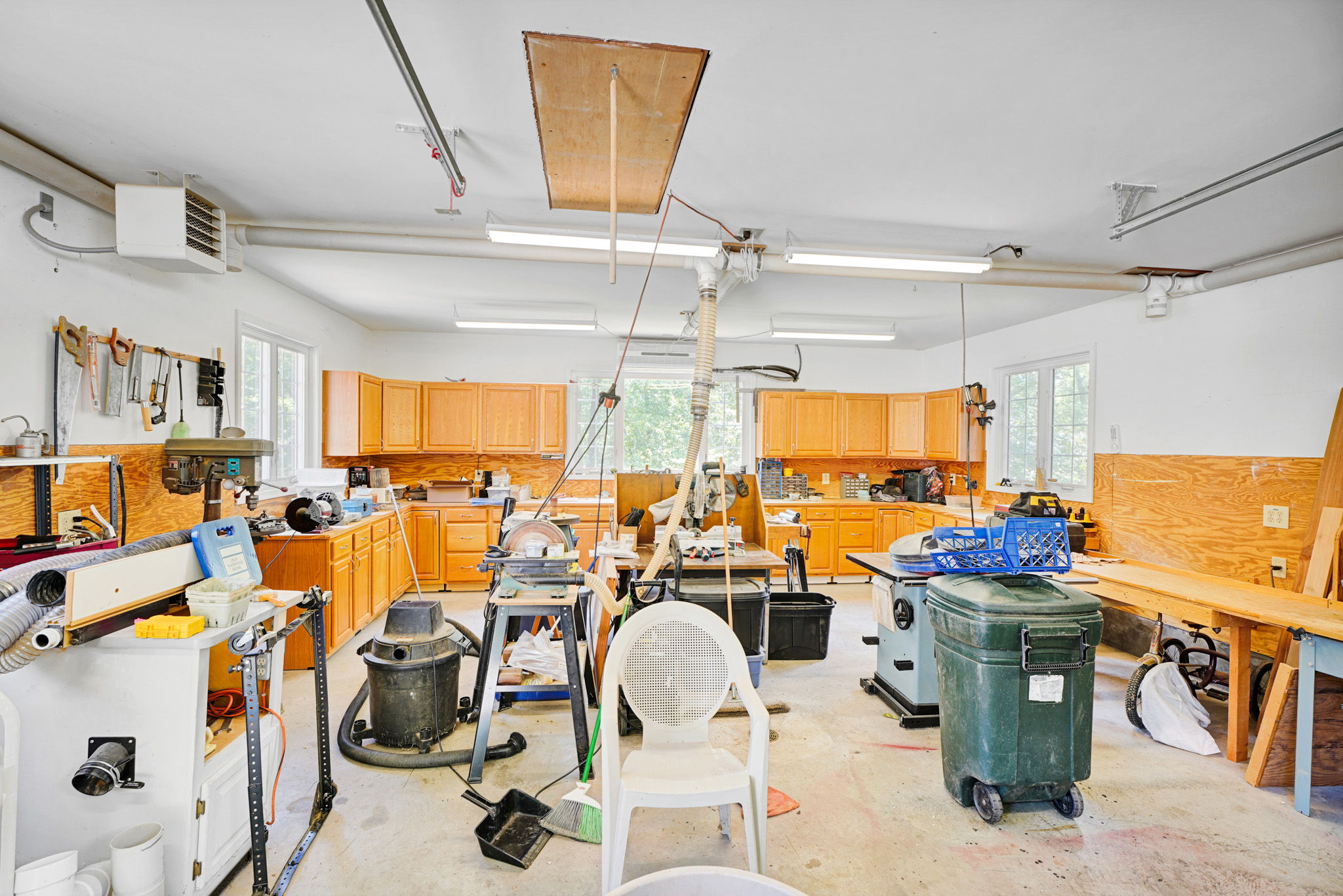 Workshop with Vacuum Ductwork