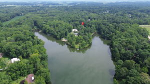 25 Acre Kahre Lake