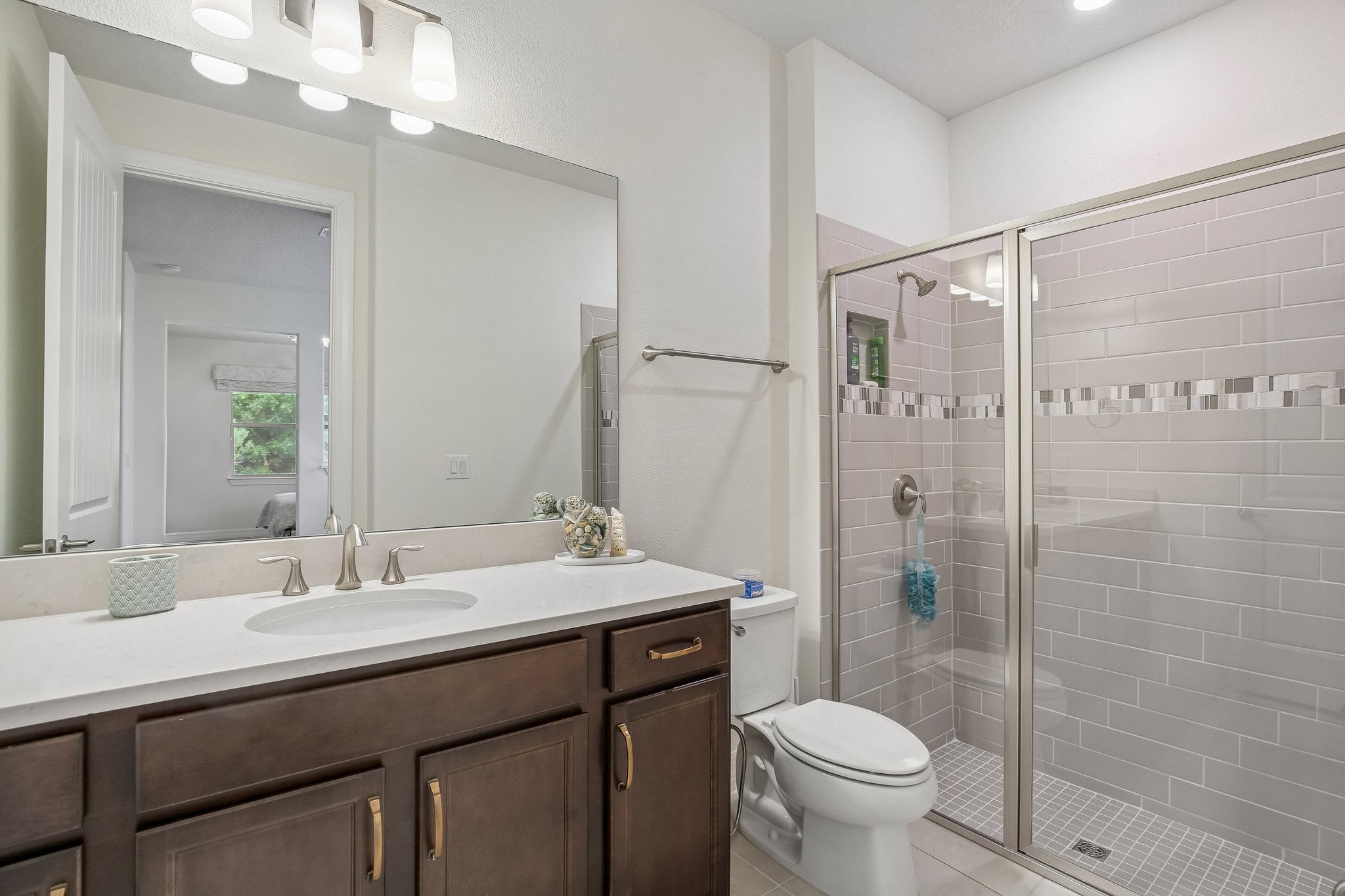 Sundrift Dr-S2104-023.jpg