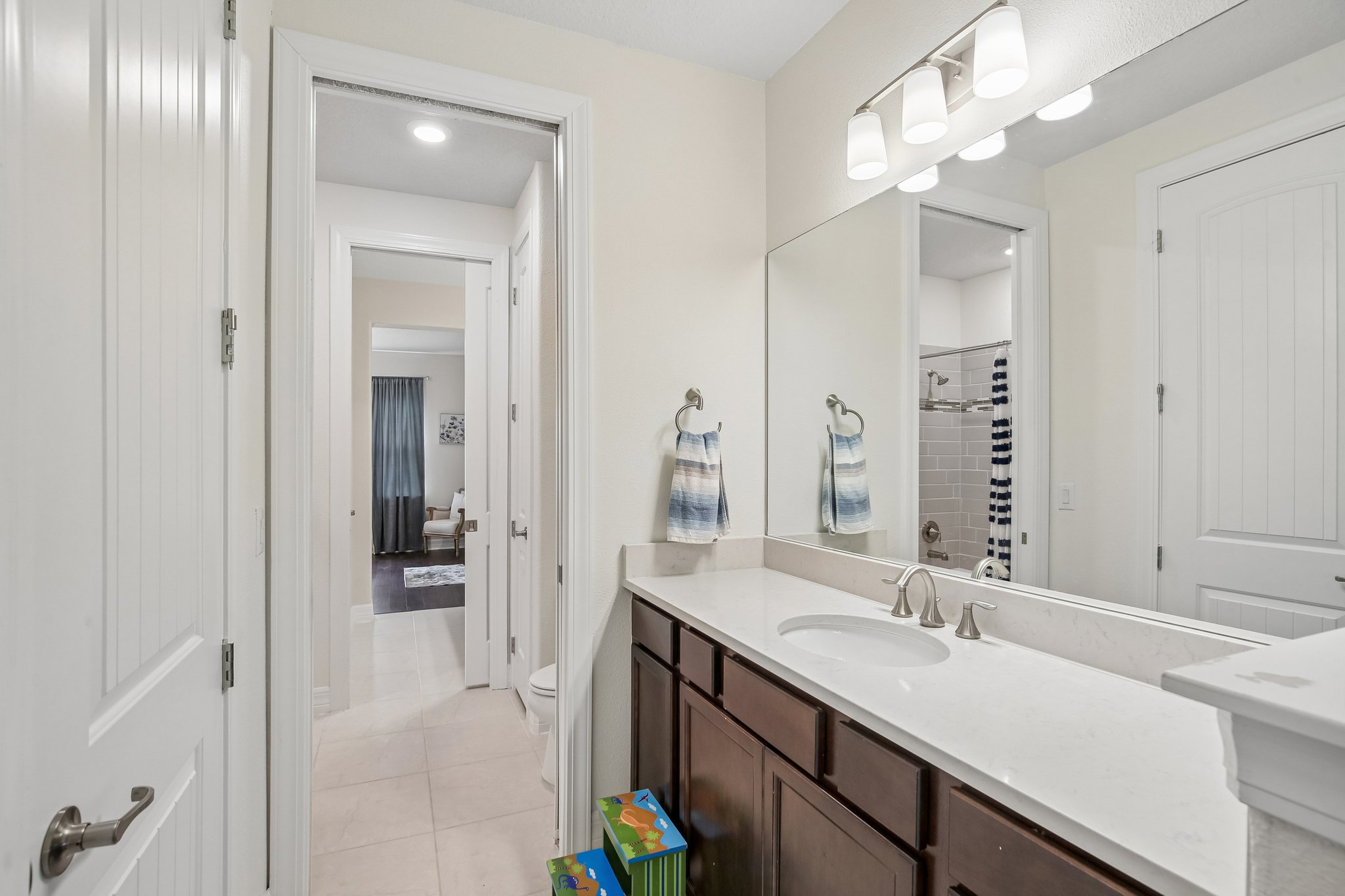 Sundrift Dr-S2104-032.jpg