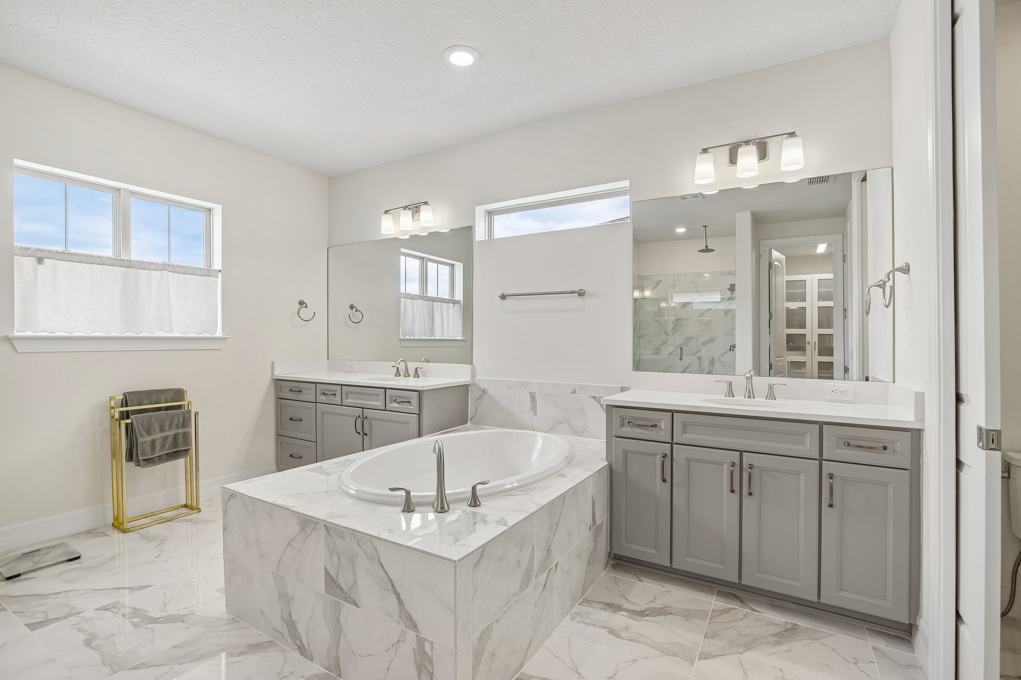 Sundrift Dr-S2104-046.jpg