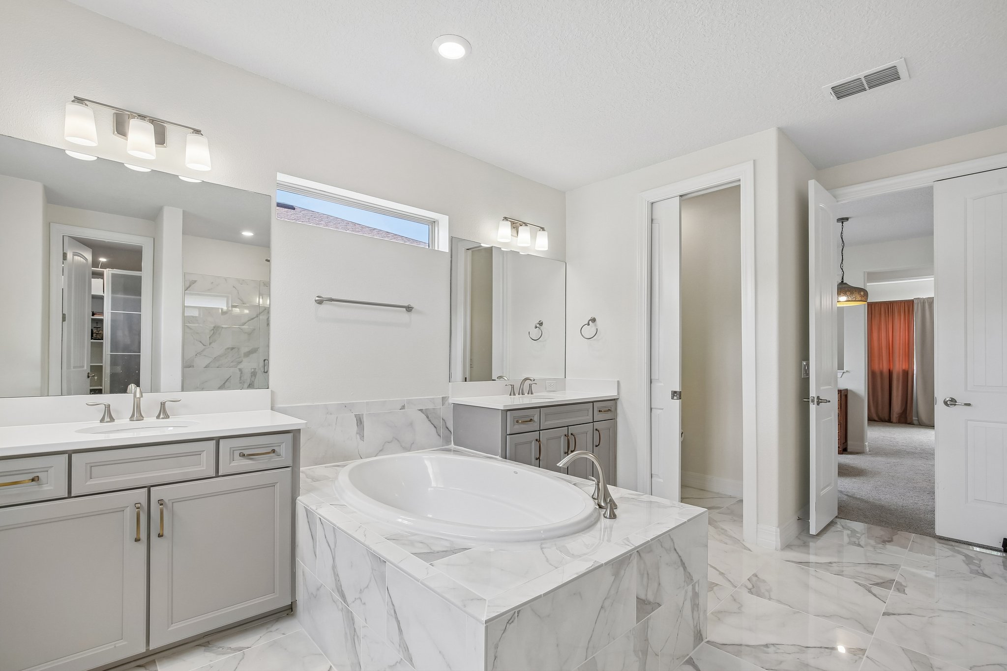 Sundrift Dr-S2104-047.jpg