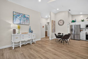 Breakfast Nook 1 of 3