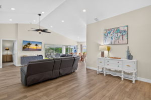 Living Room 6 of 6