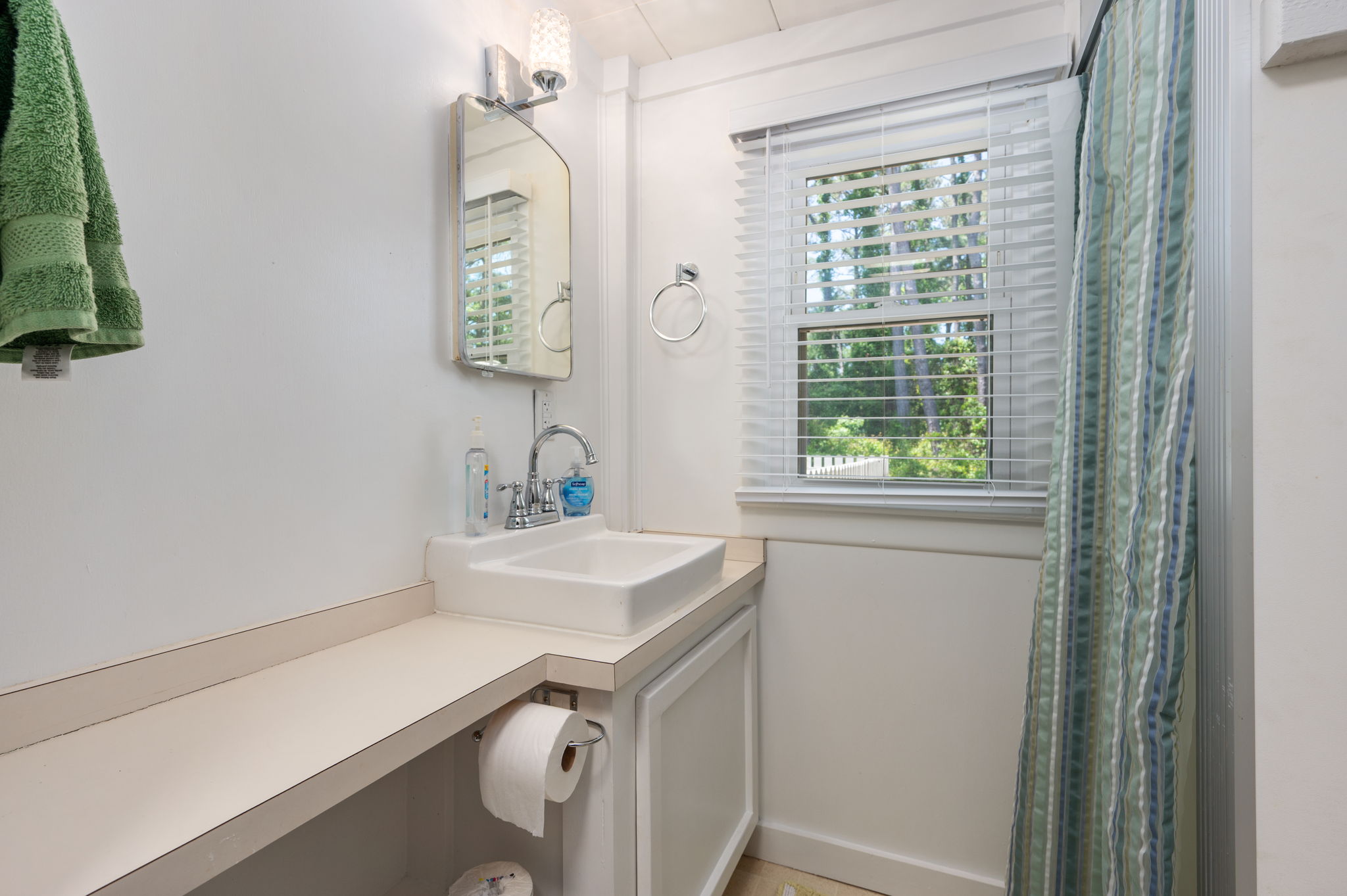1106-Cardinal-St-Bonus-Full-Bath