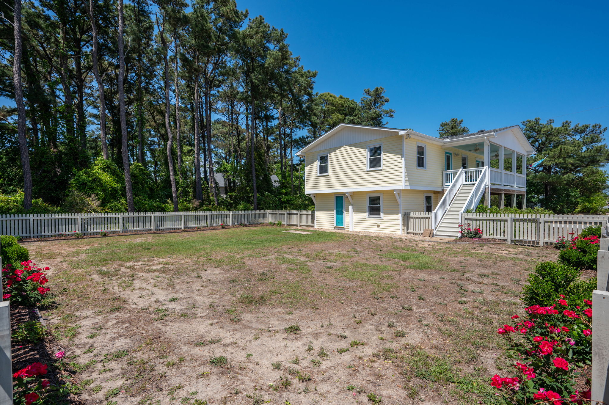 1106-Cardinal-St-Fenced-Yard