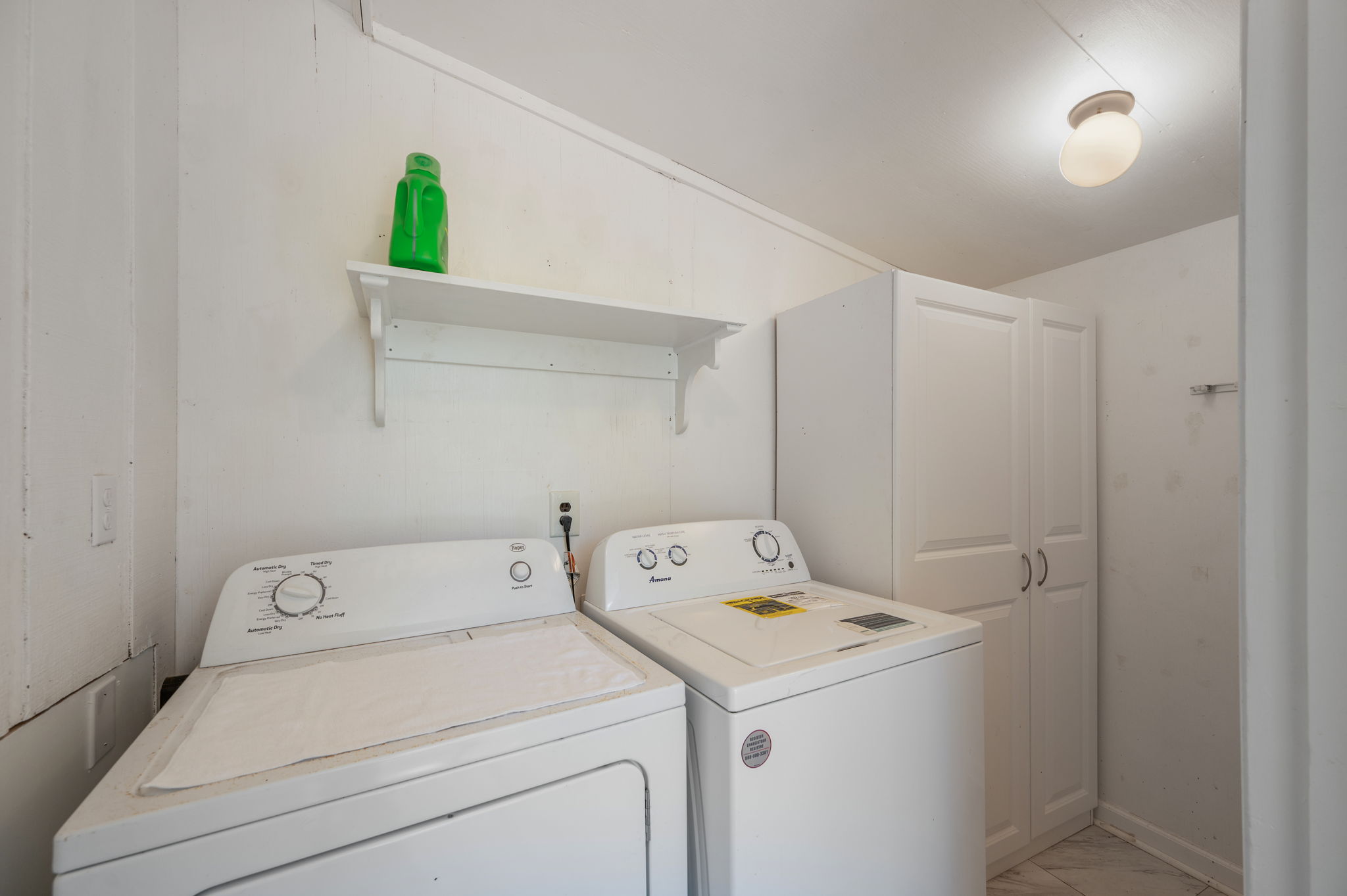 1106-Cardinal-St-Laundry-V2