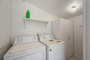 1106-Cardinal-St-Laundry-V2