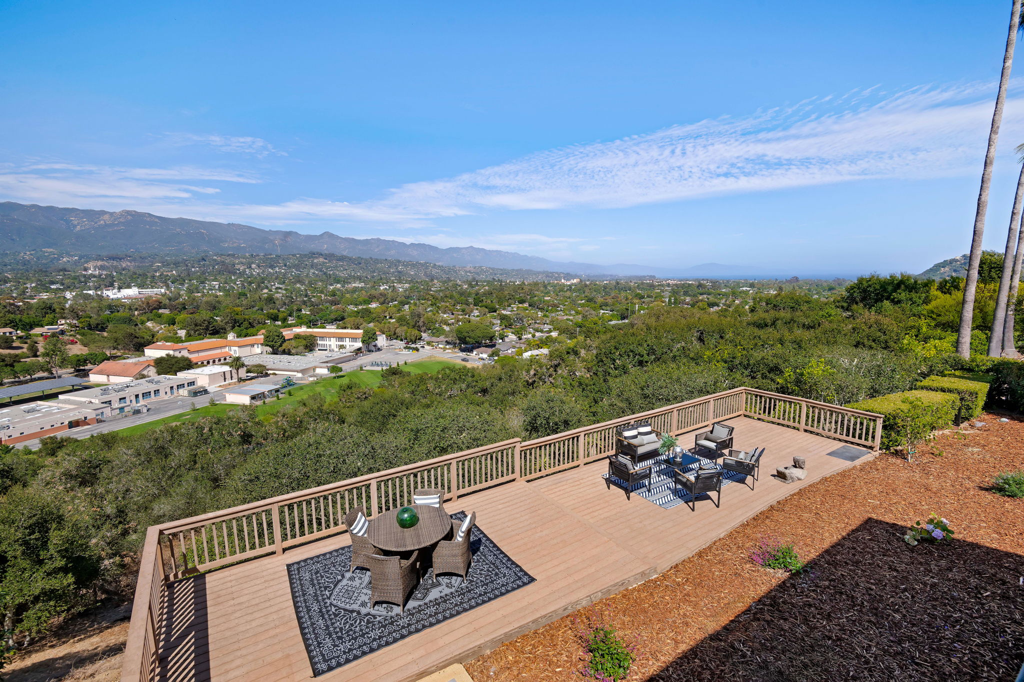 39-Balcony Views