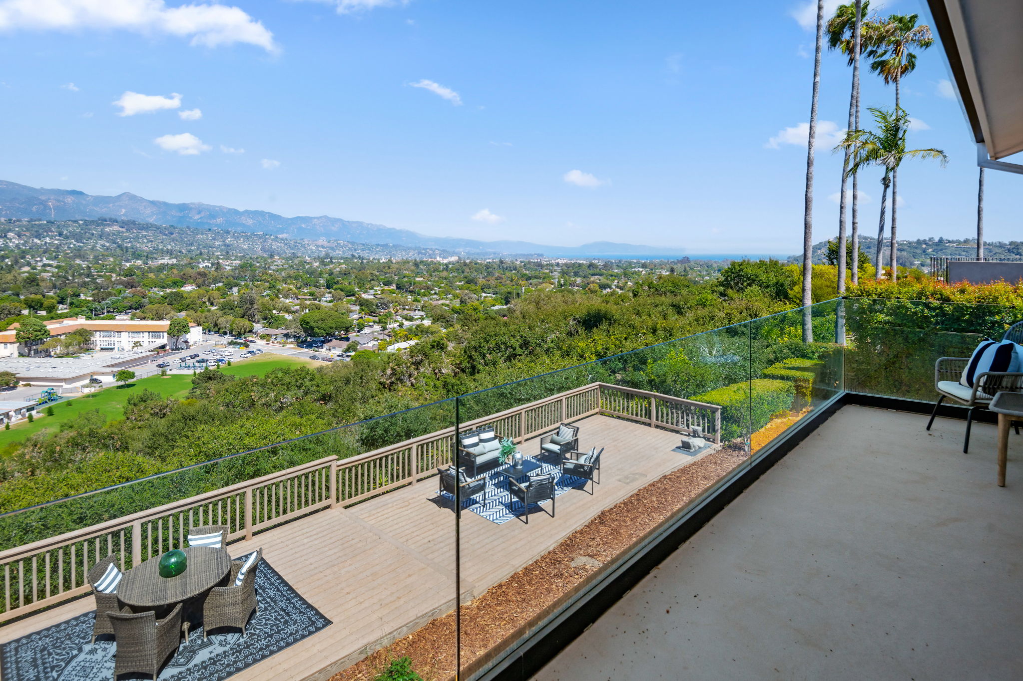 11-Balcony