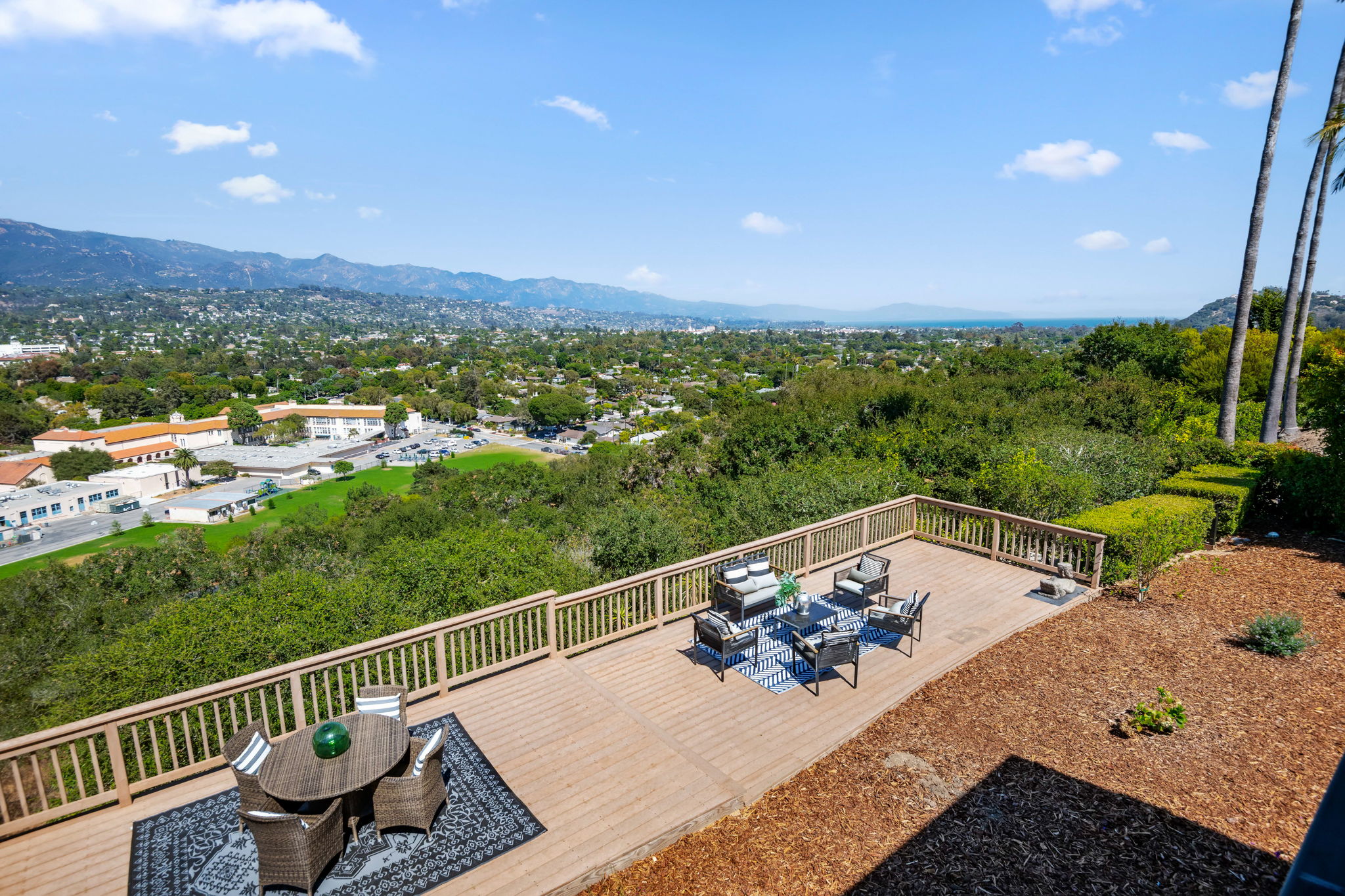 12-Balcony View