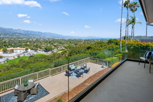 11-Balcony