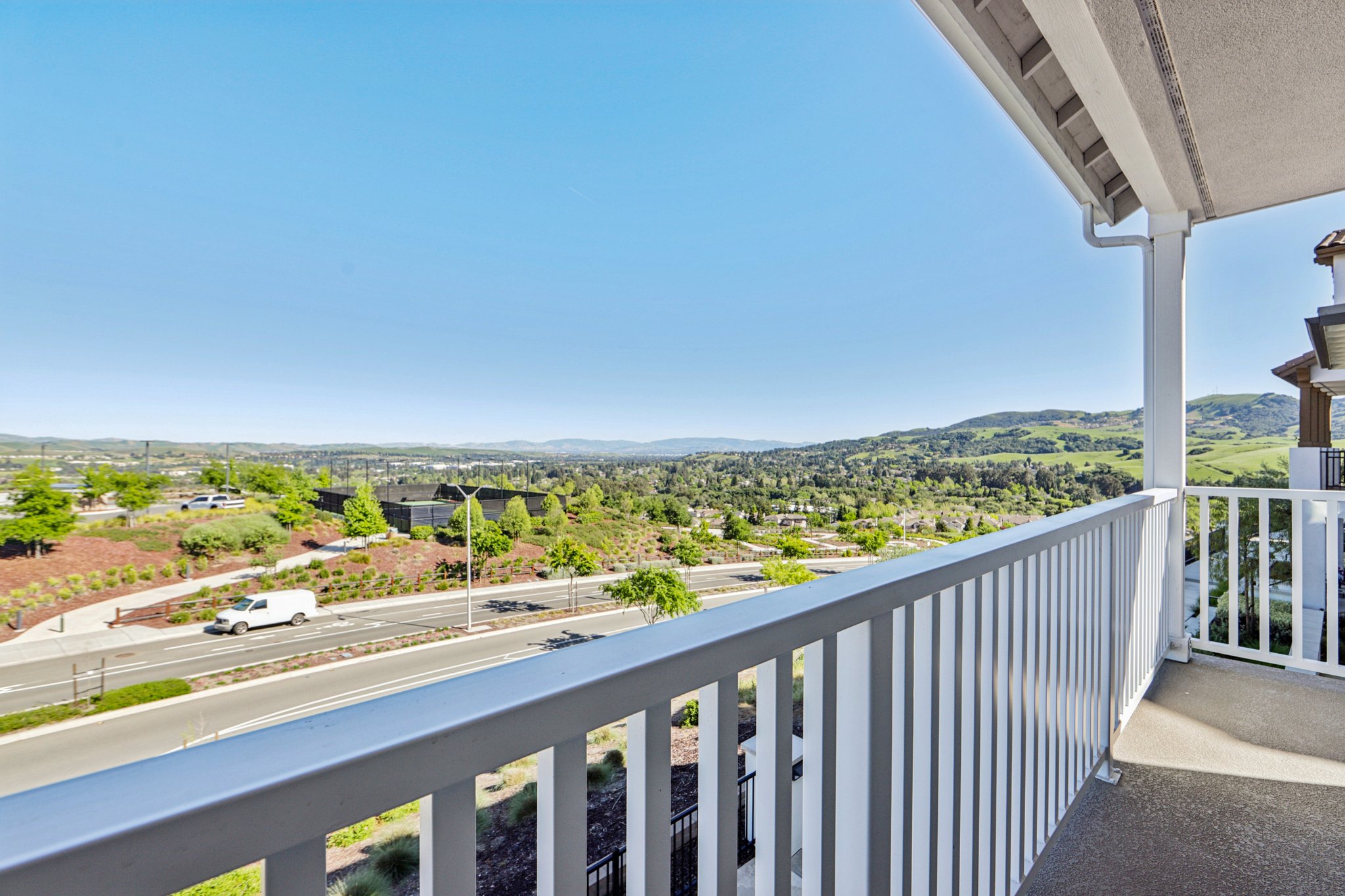 Mateo Miller Cir-S0404-043.jpg