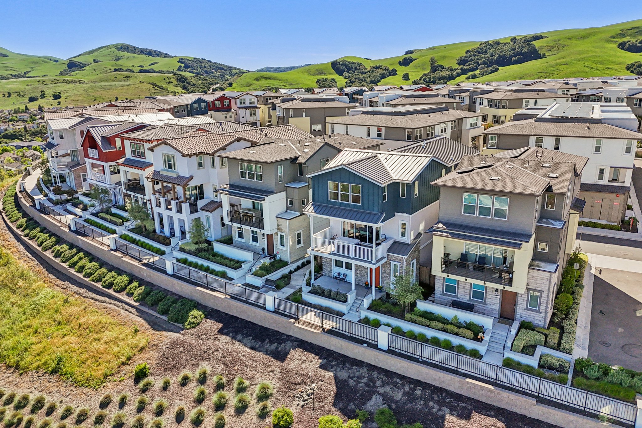 Mateo Miller Cir-S0404-052.jpg