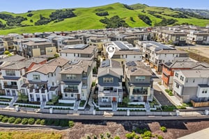 Mateo Miller Cir-S0404-045.jpg