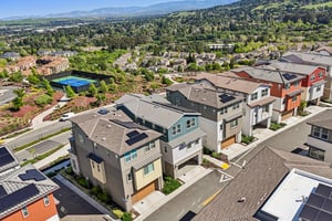 Mateo Miller Cir-S0404-047.jpg