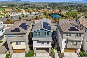 Mateo Miller Cir-S0404-048.jpg