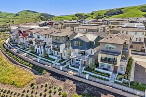 Mateo Miller Cir-S0404-052.jpg