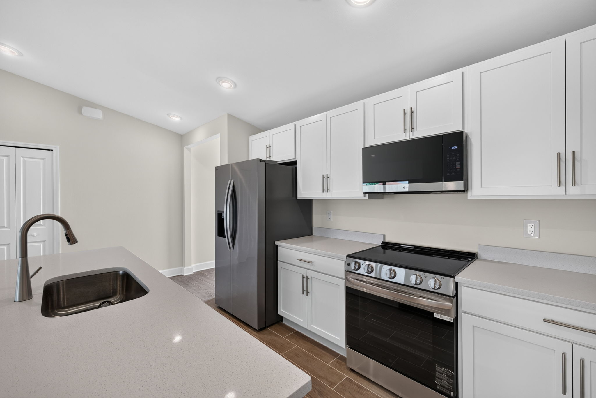 Kitchen 1 of 3