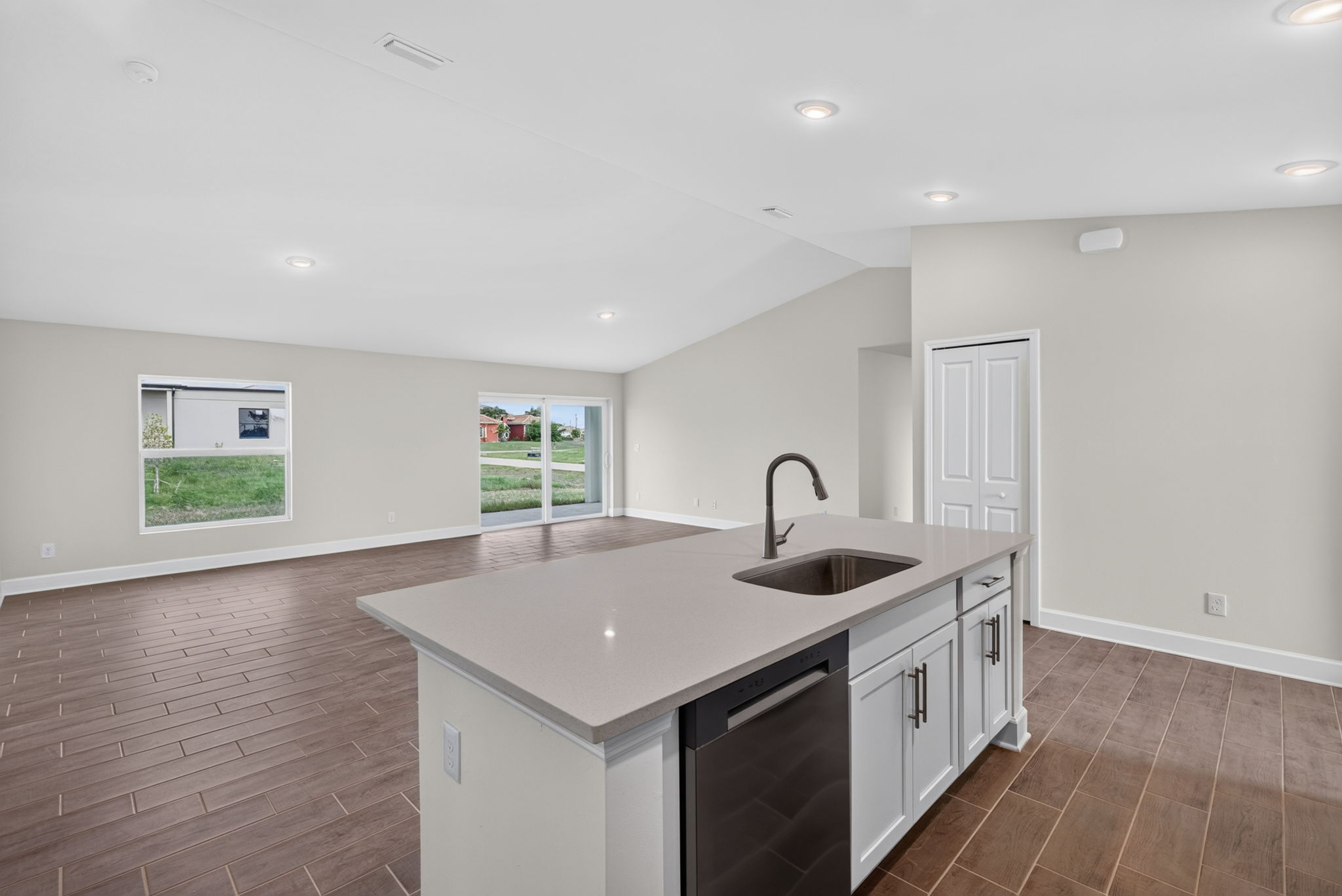 Kitchen 2 of 3