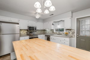 1106 Pepper Hill Rd-13