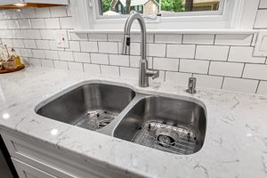 Kitchen - Renovated 2022