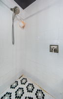 Master Bathroom 1b
