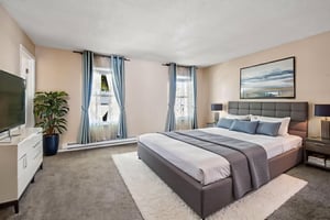 DSC_3825 virtually staged.jpeg