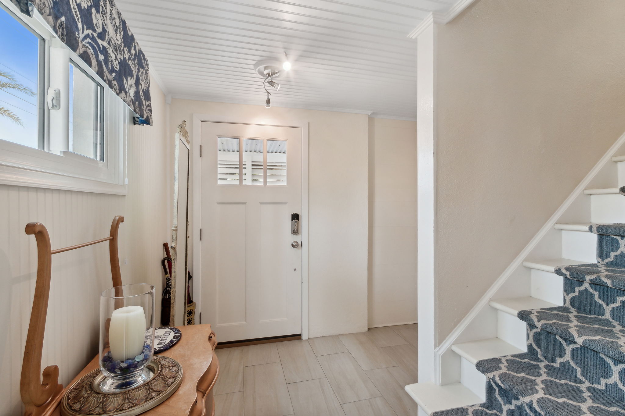 Downstairs Foyer