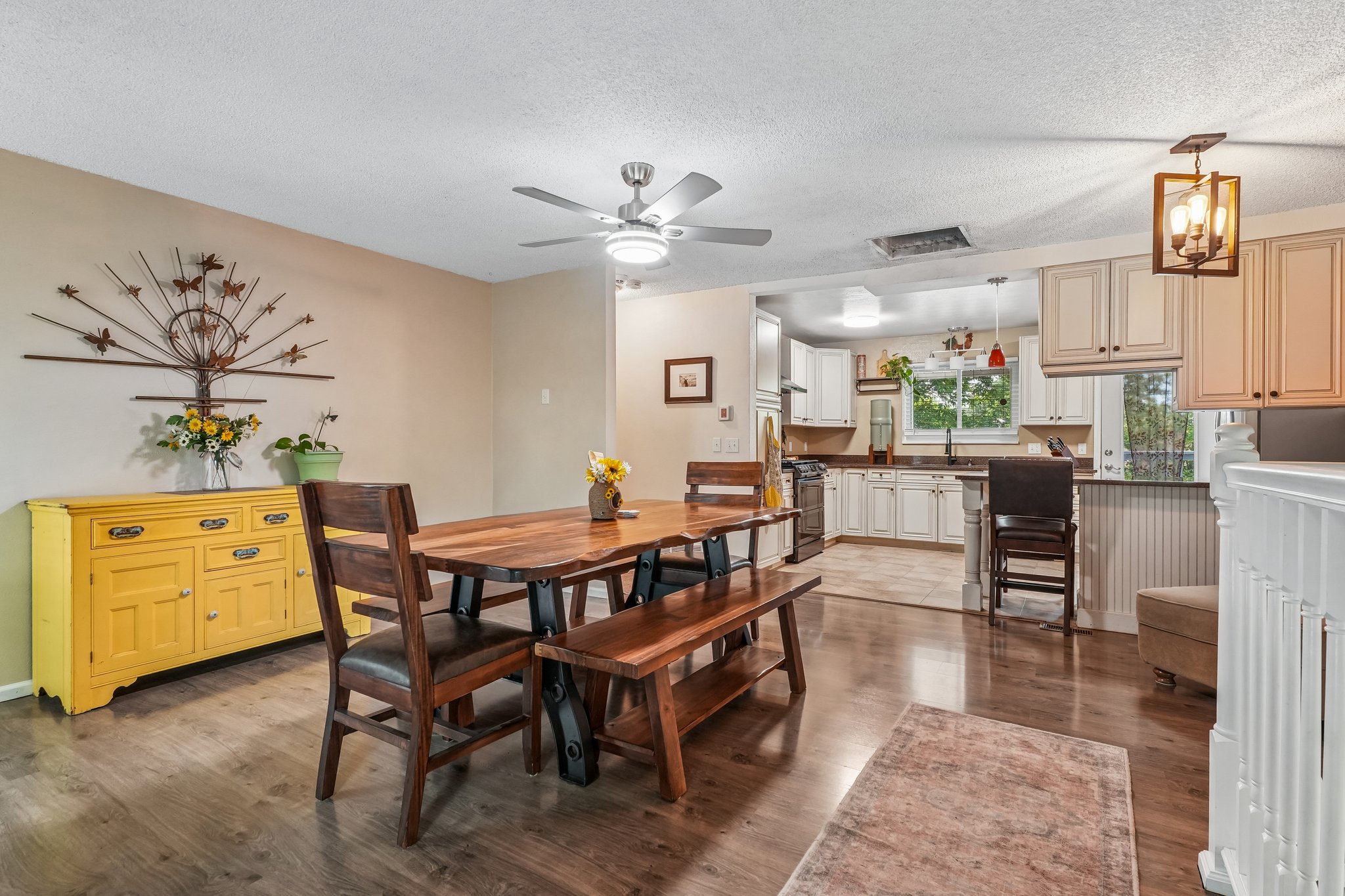 Eudora Cir-S0207-012.jpg