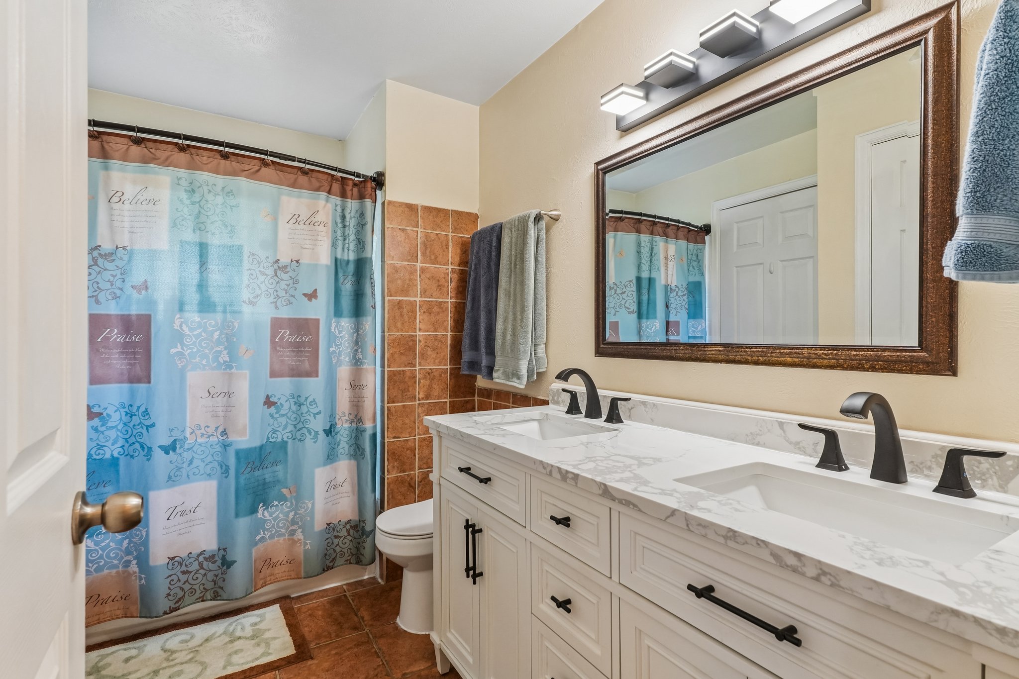 Eudora Cir-S0207-031.jpg