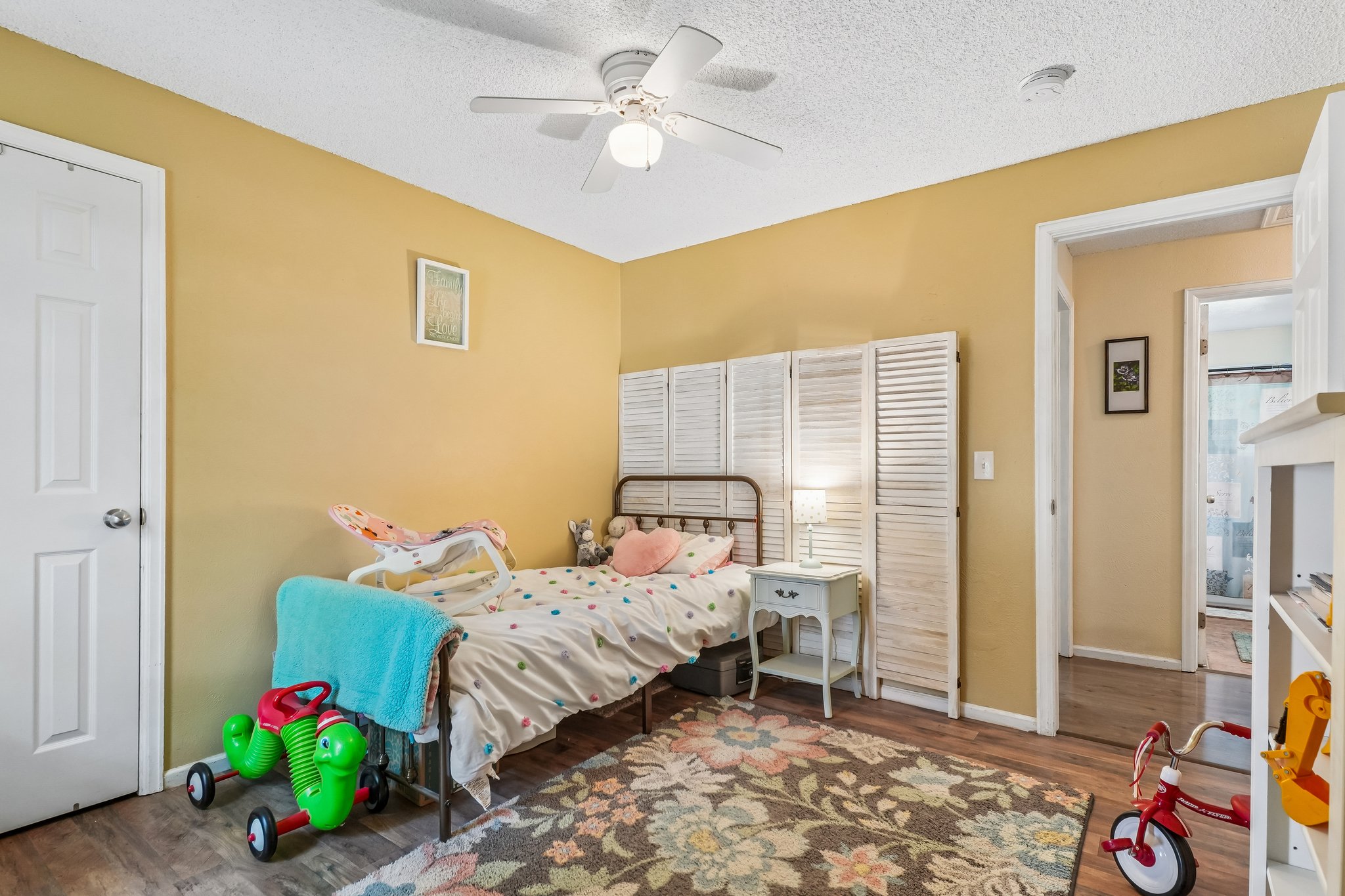Eudora Cir-S0207-034.jpg