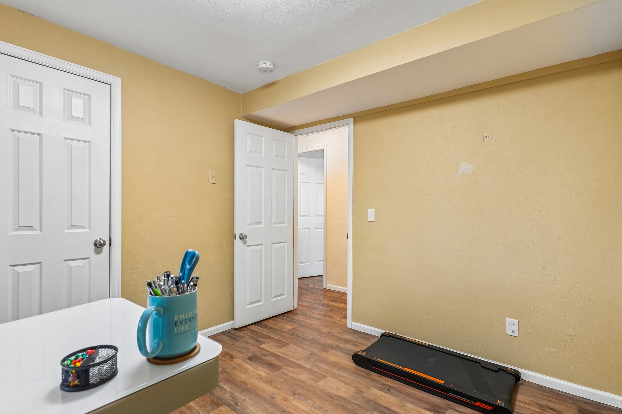 Eudora Cir-S0207-036.jpg