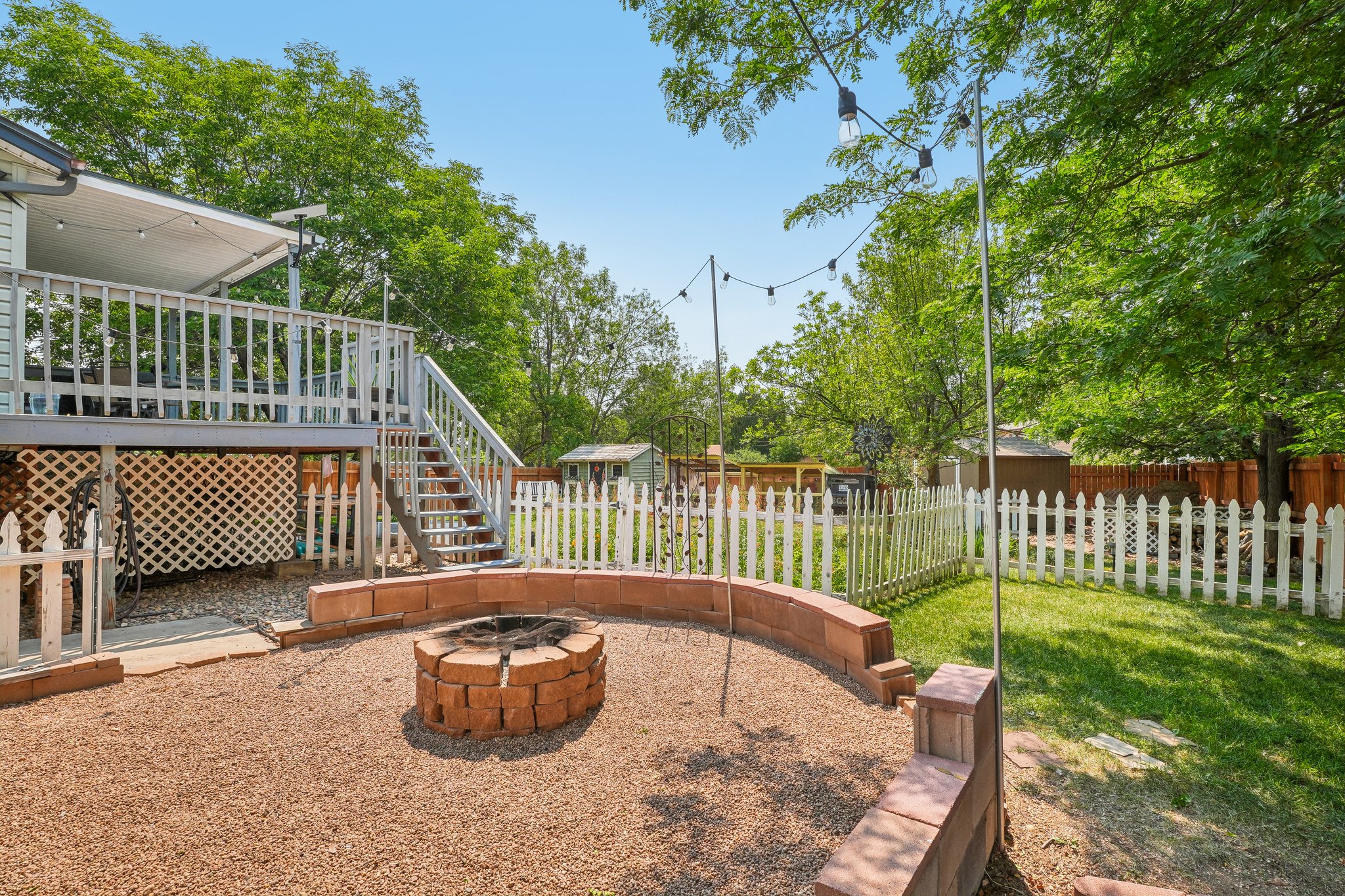 Eudora Cir-S0207-044.jpg