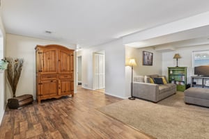 Eudora Cir-S0207-009.jpg