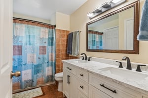 Eudora Cir-S0207-031.jpg