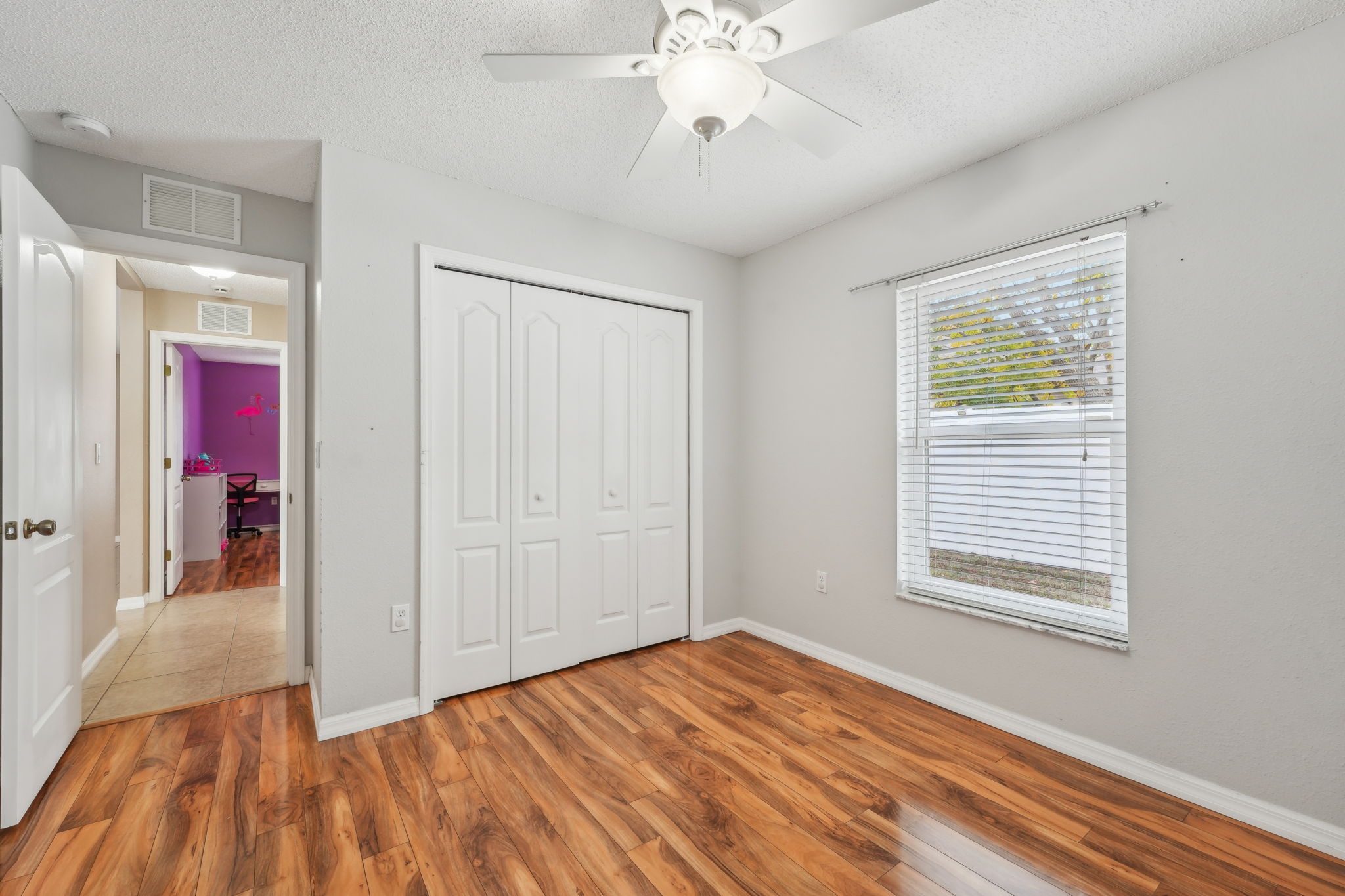 Addison St-023