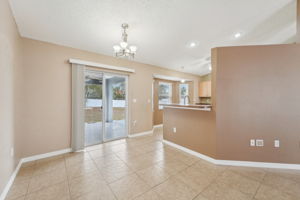 Addison St-009