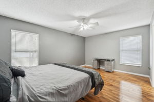 Addison St-026