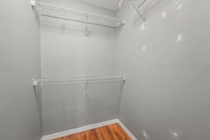 Addison St-027