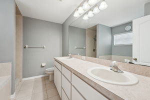 Addison St-030